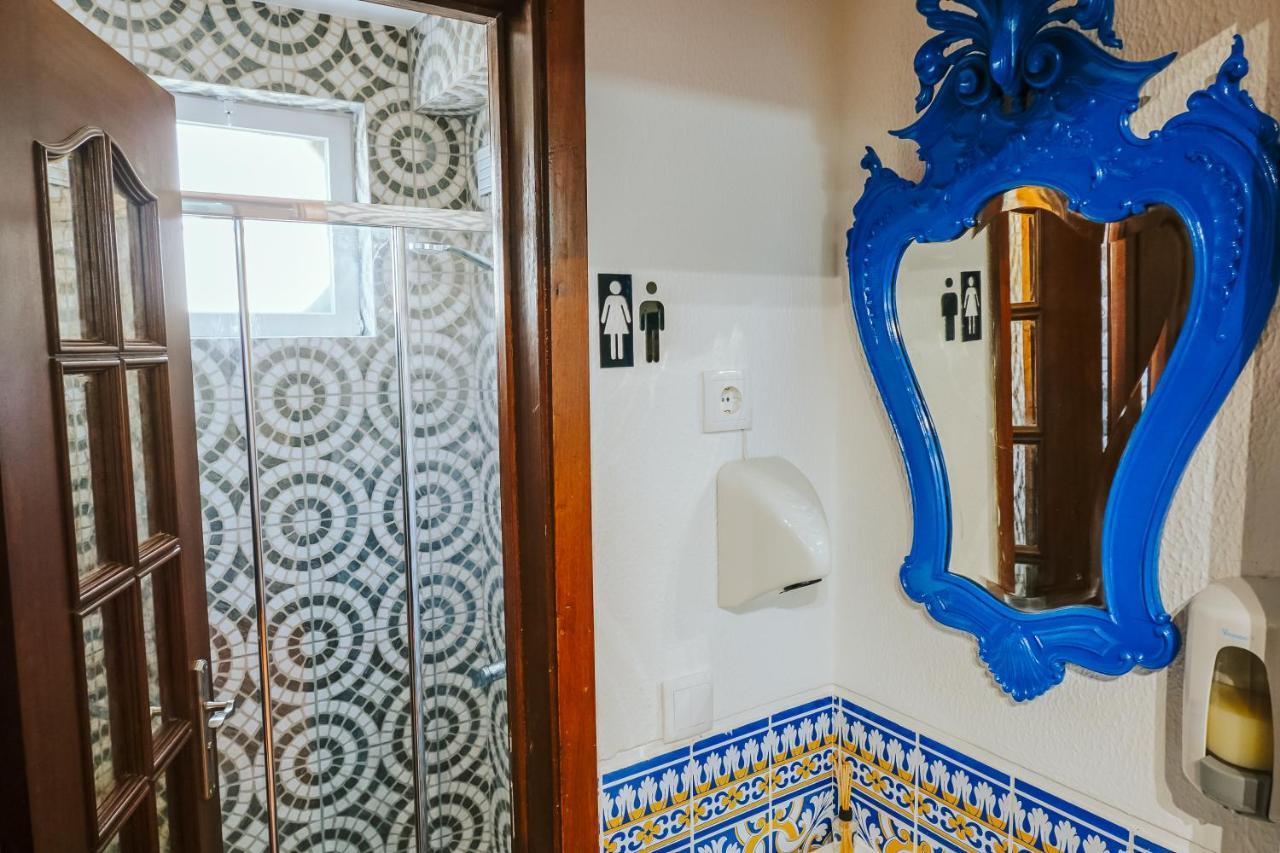 Help Yourself - Restelo Albergue Lisboa